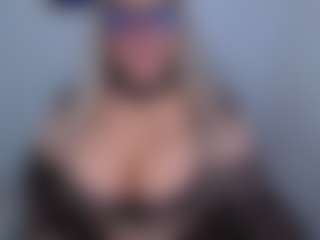 emmabigcock's Live Sex Cam Show