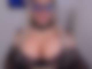 emmabigcock's Live Sex Cam Show