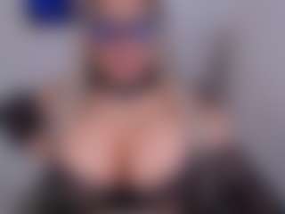 emmabigcock's Live Sex Cam Show