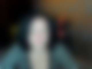 Live cam show with IrissMoon - Mature on luckytryst.com