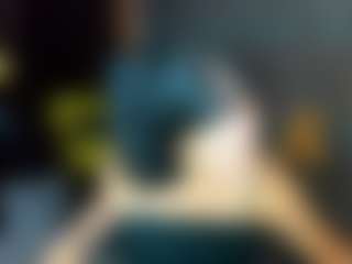 Live cam show with IrissMoon - Middle Aged on Chatstar