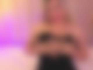 JulieDeep's Live Sex Cam Show