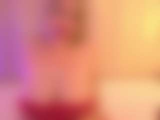 JulieDeep's Live Sex Cam Show