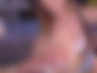 Live cam show with Litttlemix - Big Tits on Gym Cam Girls