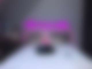 Live cam show with maggiemrrr - Green Eyes on thefappeningchat.com