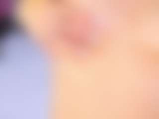 Live cam show with maggiemrrr - Butt Plug on CamSextacy