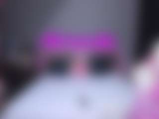 Live cam show with maggiemrrr - Butt Plug on Camsoda