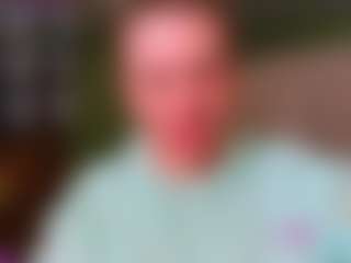 VeronikaGold's Live Sex Cam Show