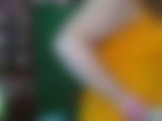 VeronikaGold's Live Sex Cam Show