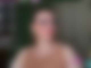 VeronikaGold's Live Sex Cam Show