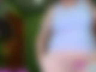 VeronikaGold's Live Sex Cam Show