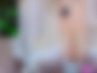Live cam show with VeronikaGold - Blonde Hair on Fling VIP Chat