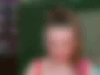 VeronikaGold's Live Sex Cam Show