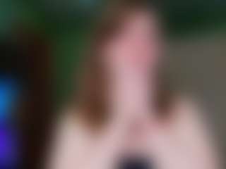 VeronikaGold's Live Sex Cam Show