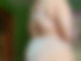 VeronikaGold's Live Sex Cam Show