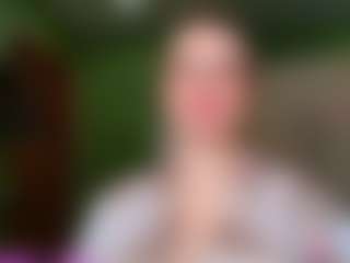 VeronikaGold's Live Sex Cam Show
