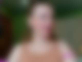 VeronikaGold's Live Sex Cam Show