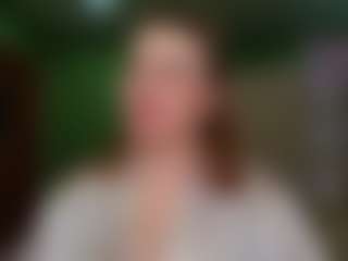 Live cam show with VeronikaGold - Average on Chatstar