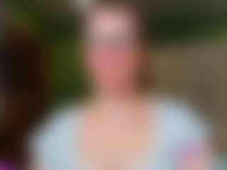 VeronikaGold's Live Sex Cam Show