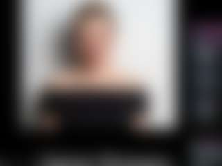 VeronikaGold's Live Sex Cam Show