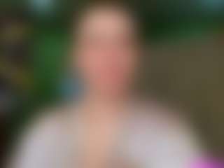 Live cam show with VeronikaGold - Blue Eyes on Dolls Live