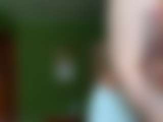 VeronikaGold MILF webcam performer live streaming