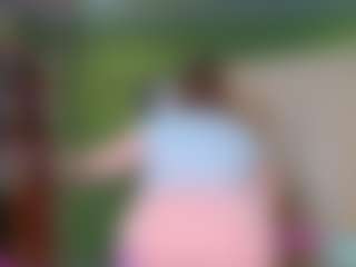 VeronikaGold's Live Sex Cam Show