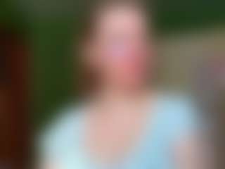 VeronikaGold's Live Sex Cam Show