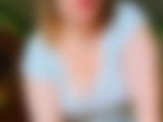 VeronikaGold's Live Sex Cam Show