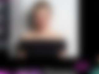 Live cam show with VeronikaGold - Erotic Dance on madthumbs