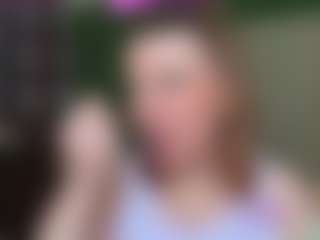VeronikaGold's Live Sex Cam Show