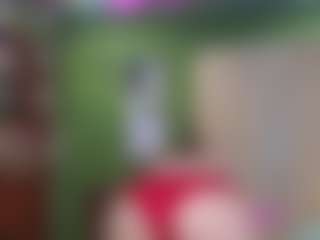 VeronikaGold's Live Sex Cam Show