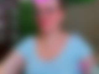 VeronikaGold's Live Sex Cam Show