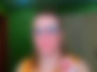 Live cam show with VeronikaGold - Middle Aged on x69.live