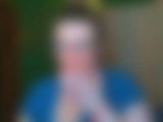 VeronikaGold MILF webcam performer live streaming