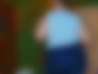 Live cam show with VeronikaGold - Blonde Hair Middle Aged on Dare Cams