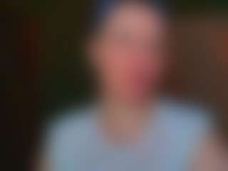 Live cam show with VeronikaGold - Blonde Hair on madthumbs