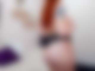 Live cam show with LisaAmoree - Camel Toe on pussylord.com