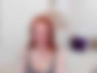 Live cam show with LisaAmoree - Average on Fapmatic.com