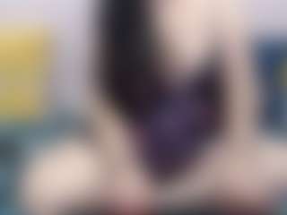 Live cam show with Seductivehot - Drinking on Hubzter Live