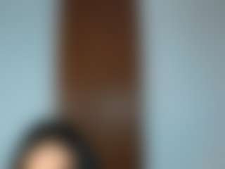 Live cam show with Alia-Sweet - Babygirl on Gym Cam Girls