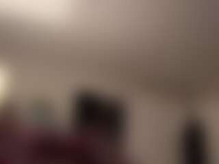 aliceinboots2's Live Sex Cam Show