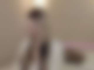 Live cam show with Eva - Shaved on CamwithHer