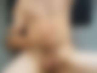 Live cam show with meltwithme00 - Big Balls on Camsoda