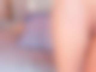 Ainoanoire's Live Sex Cam Show