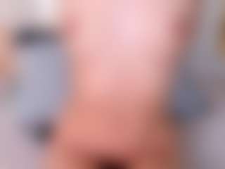 Ainoanoire's Live Sex Cam Show