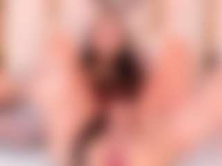 Ainoanoire's Live Sex Cam Show
