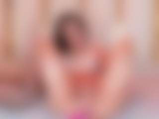 Ainoanoire's Live Sex Cam Show