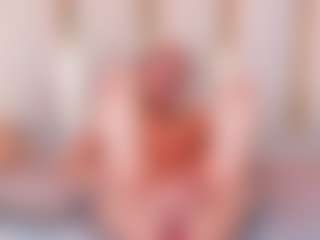 Ainoanoire's Live Sex Cam Show