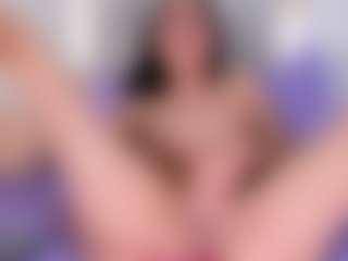 Ainoanoire's Live Sex Cam Show